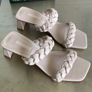 TOP SHOP CREAM HEELS - 36